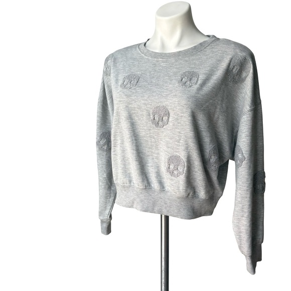 Olive + Oak Cropped Gray Sweatshirt with Embroidered Skulls, Sz M - Picture 5 of 12